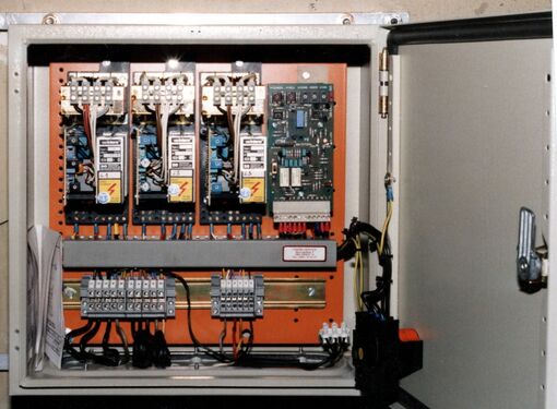 Elektronischer Saalverdunkler für das Universum