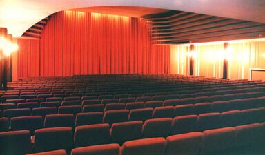 Saal (1989)