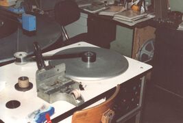 Makeup-Table (1992)